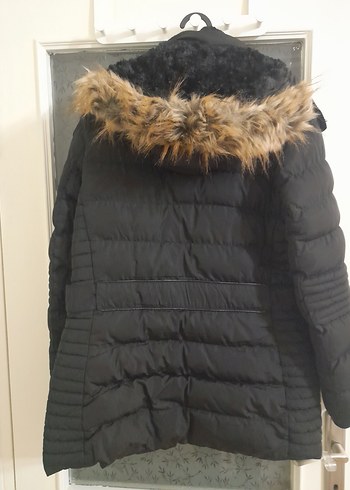 POINTBACK Siyah Kürklü Kadın Kışlık Mont - Görsel 3