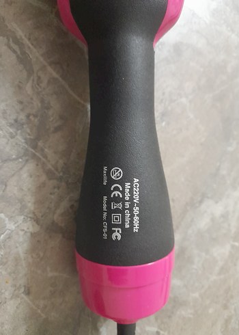 Pembe Renkli Saç Şekillendirici Tarak - Görsel 5