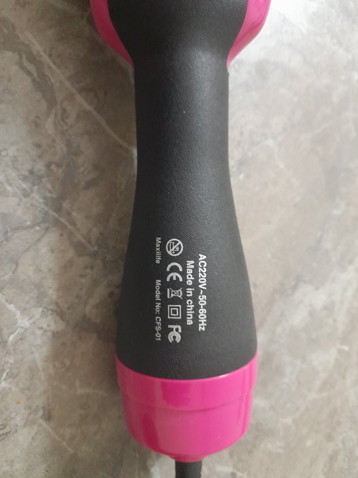 Pembe Renkli Saç Şekillendirici Tarak - Görsel 5