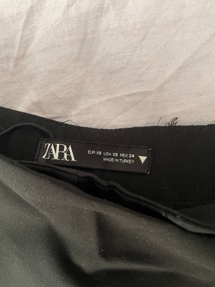 Siyah Drapeli Mini Etek - Görsel 3