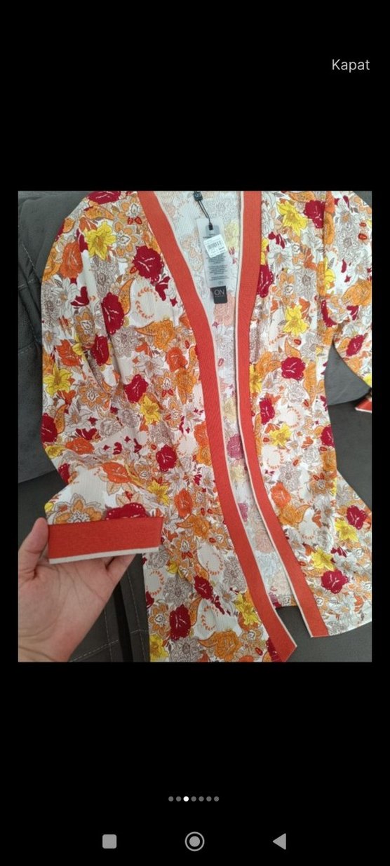 Çiçek Desenli, Uzun, Bol Kesim Kadın Kimono - Görsel 4