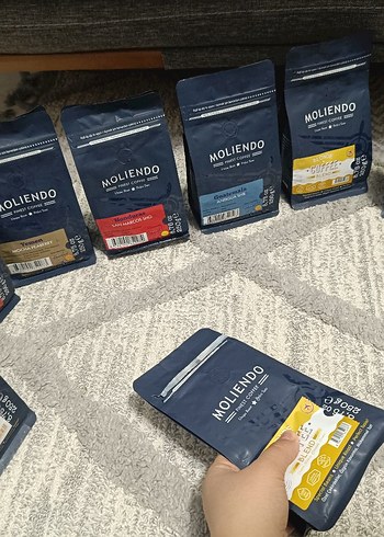 Moliendo Çeşitli Kahve Çekirdekleri - Görsel 2