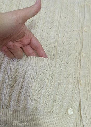 Beyaz V Yaka Örme Kadın Yelek - Görsel 5