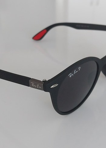 Beden Ray-Ban Kadın Siyah Retro Güneş Gözlüğü