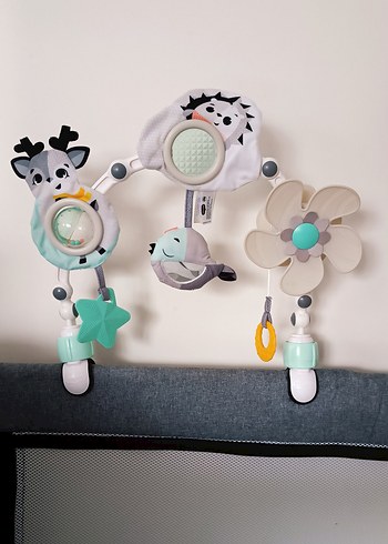 Tiny Love Bebek Diş Kaşıyıcı ve Çıngırak Oyuncak TinyLove