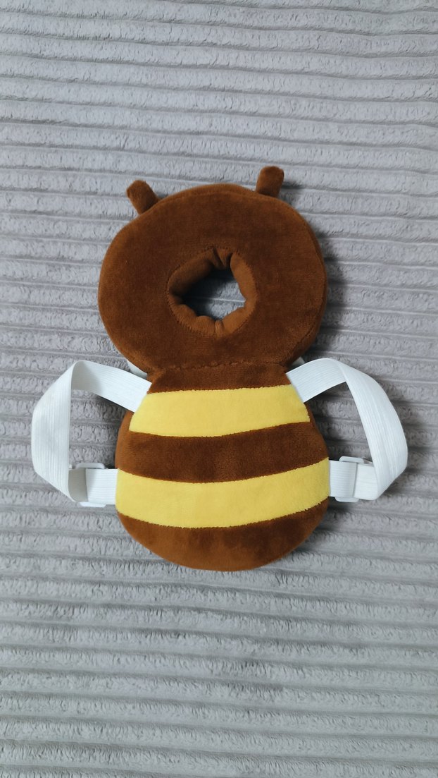 Bebek yürümeyi öğrenirken sırtlarına koyabilecekleri bir yastık - Görsel 3