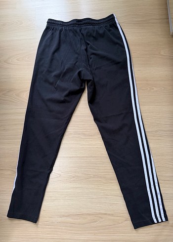 Adidas m
