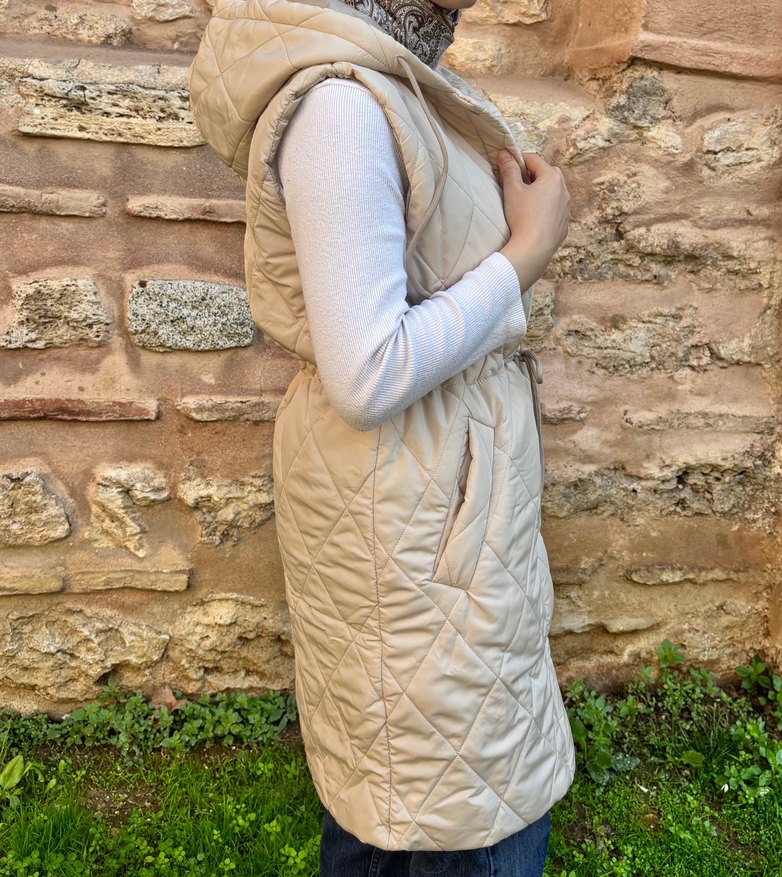 Bej Kemerli Kapitone Yelek - Görsel 2