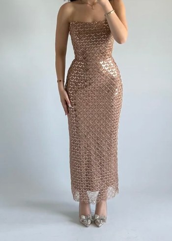 36 Beden altın Renk Bej Gold Straplez Midi Abiye Elbise