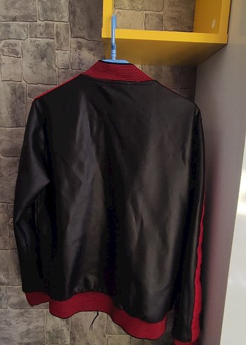 Kırmızı Çizgili Siyah Deri Erkek Ceket - Görsel 3