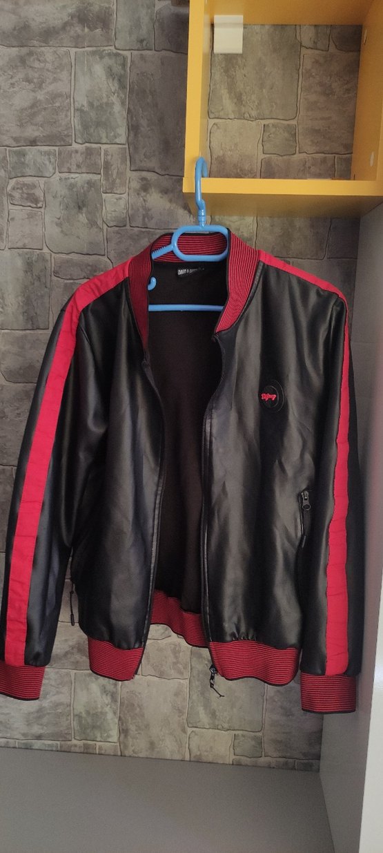 Kırmızı Çizgili Siyah Deri Erkek Ceket - Görsel 2