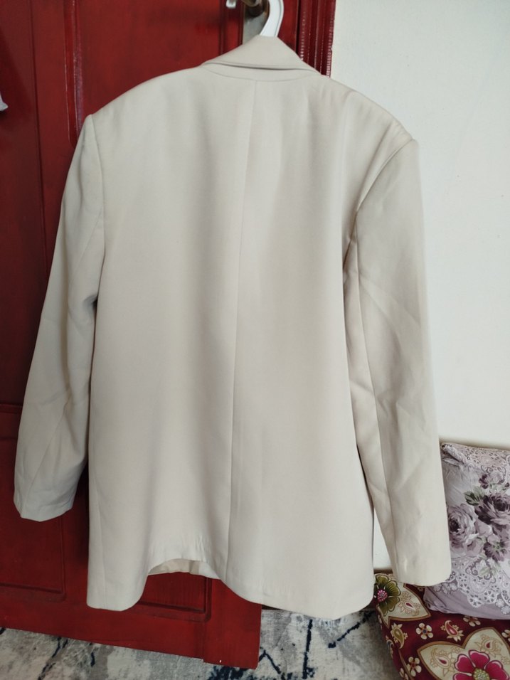 Bej Düğmeli Kadın Keten Blazer Ceket - Görsel 4