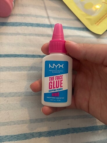 Nyx face glue