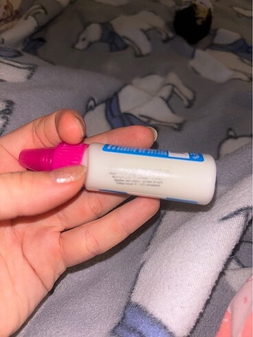 Beden Nyx face glue