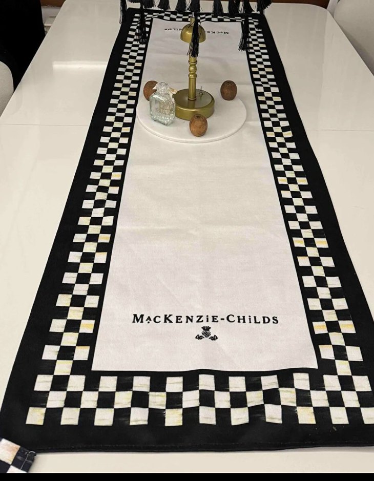 MACKENZiE-CHiLDS Baskılı Beyaz Masa Örtüsü runner - Görsel 3
