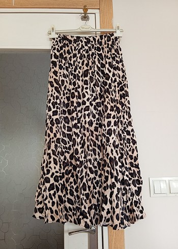 Leopar Desenli Uzun Piliseli Bürümcük Model Saten Etek