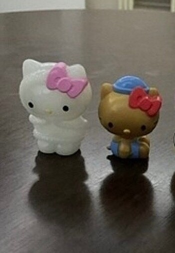 Hello kitty figür ve Hac yatmaz