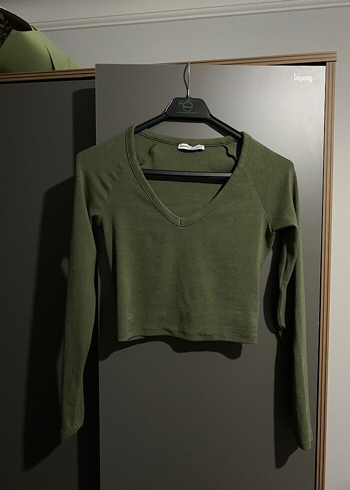 bershka crop - Görsel 2