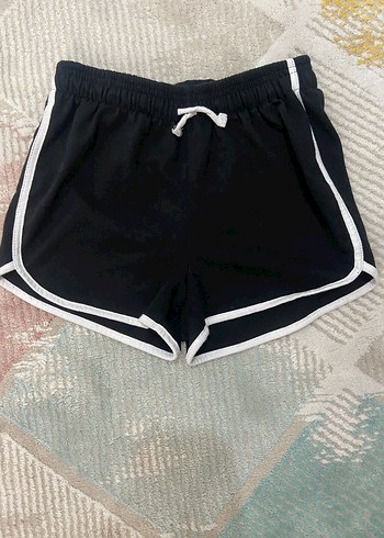 Kadın Siyah Biyeli Mini Spor Şort