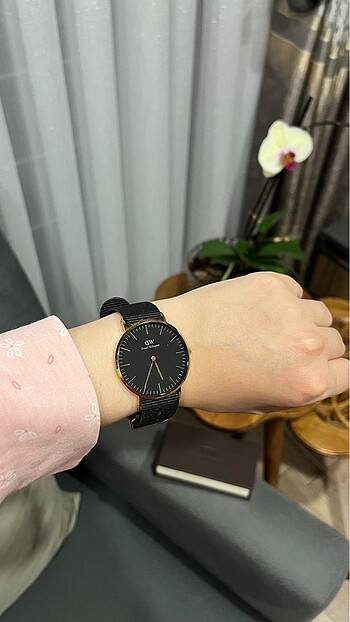 Daniel Wellington Kadın Şık Kol Saati