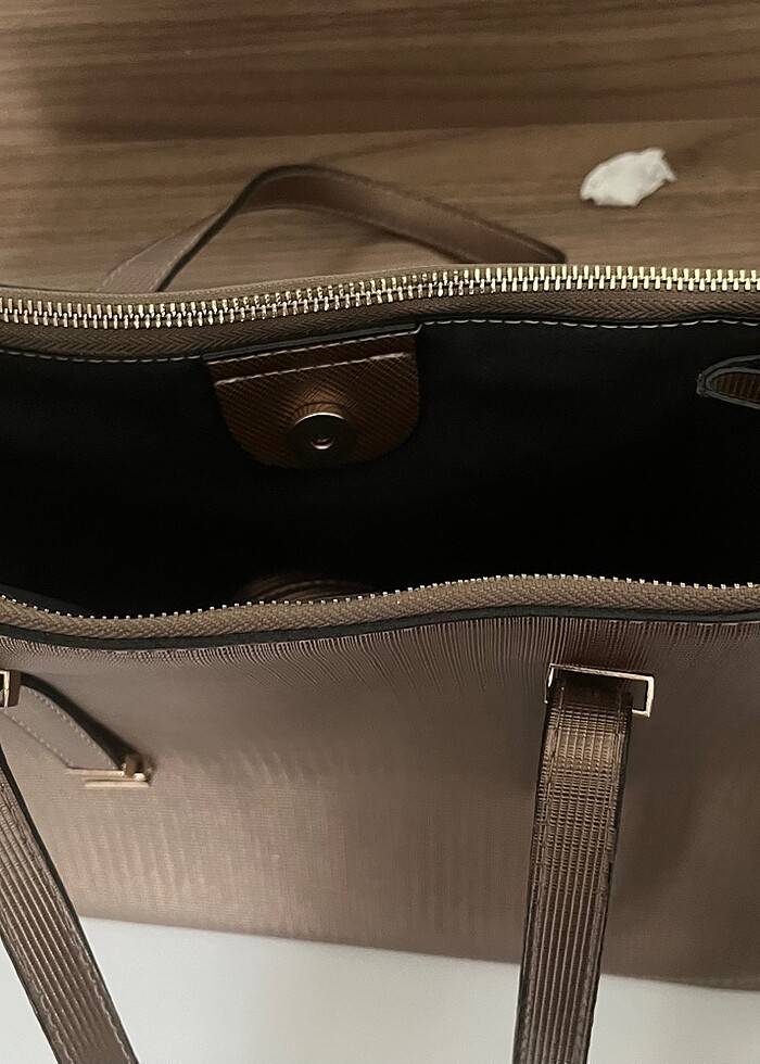 Golden polo kol çantası - Görsel 4