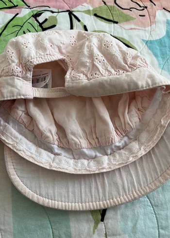 Dantel Detaylı Pembe Keten Çocuk Şapkası - Görsel 2