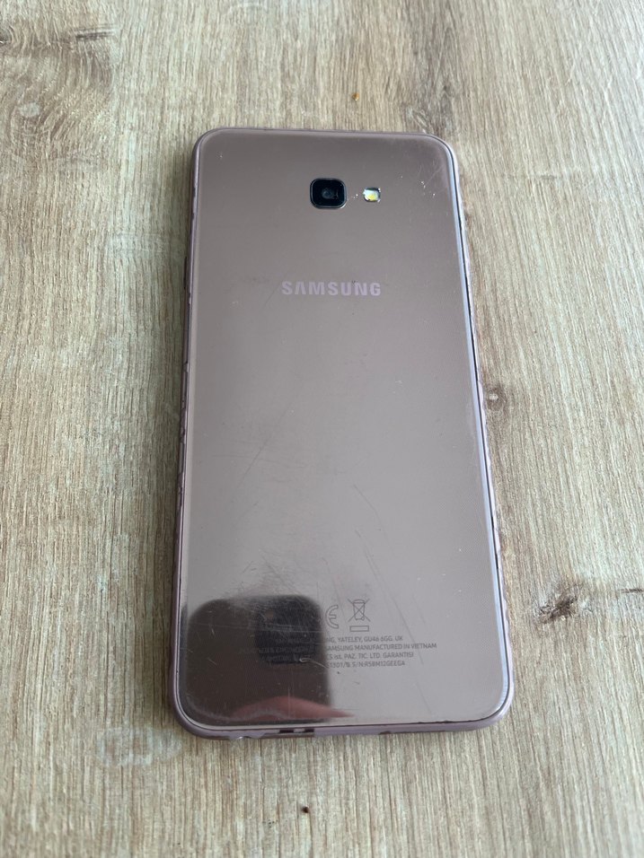 Samsung Galaxy J4 Plus - Görsel 3