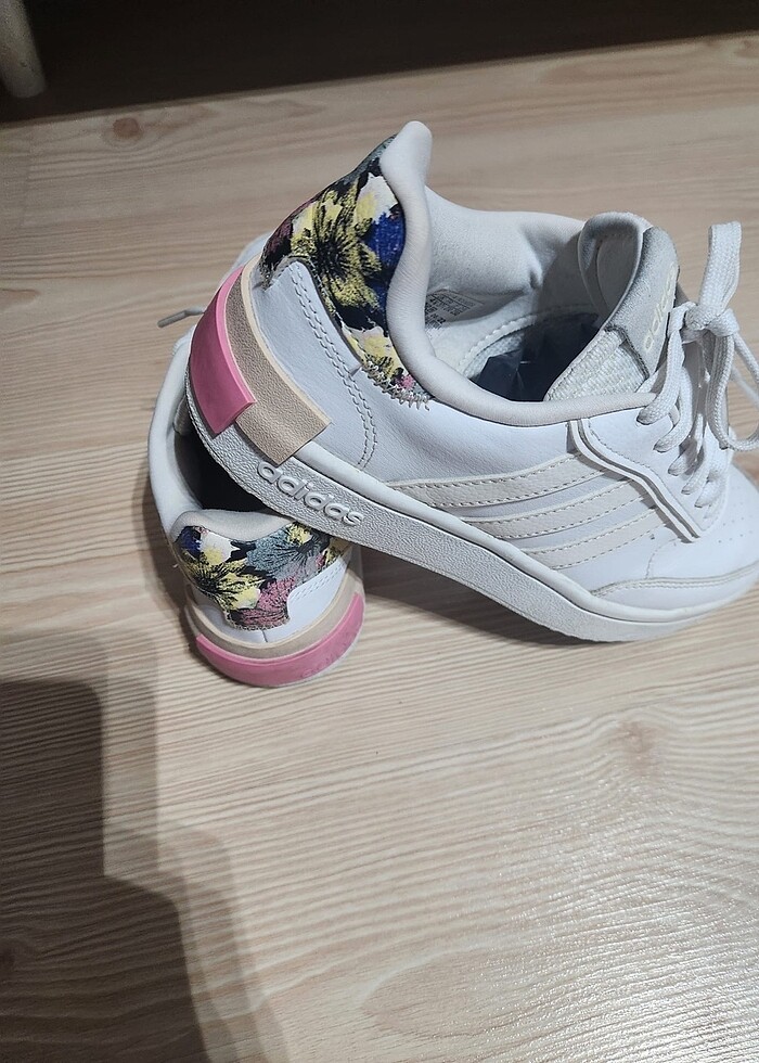 Adidas kadın spor ayakkabısı - Görsel 5