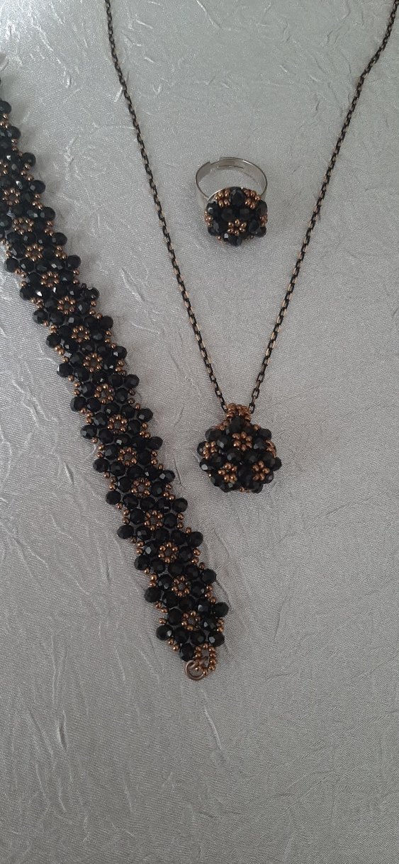 kolye bileklik ve yüzük seti - Görsel 2