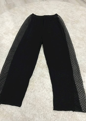 Kadın Siyah Pliseli Regular Fit Kumaş Pantolon