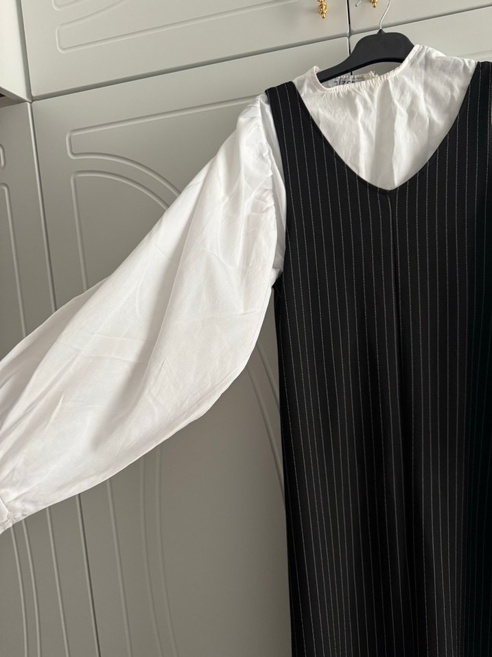 Siyah Pilili Uzun Kadın Elbise - Görsel 3