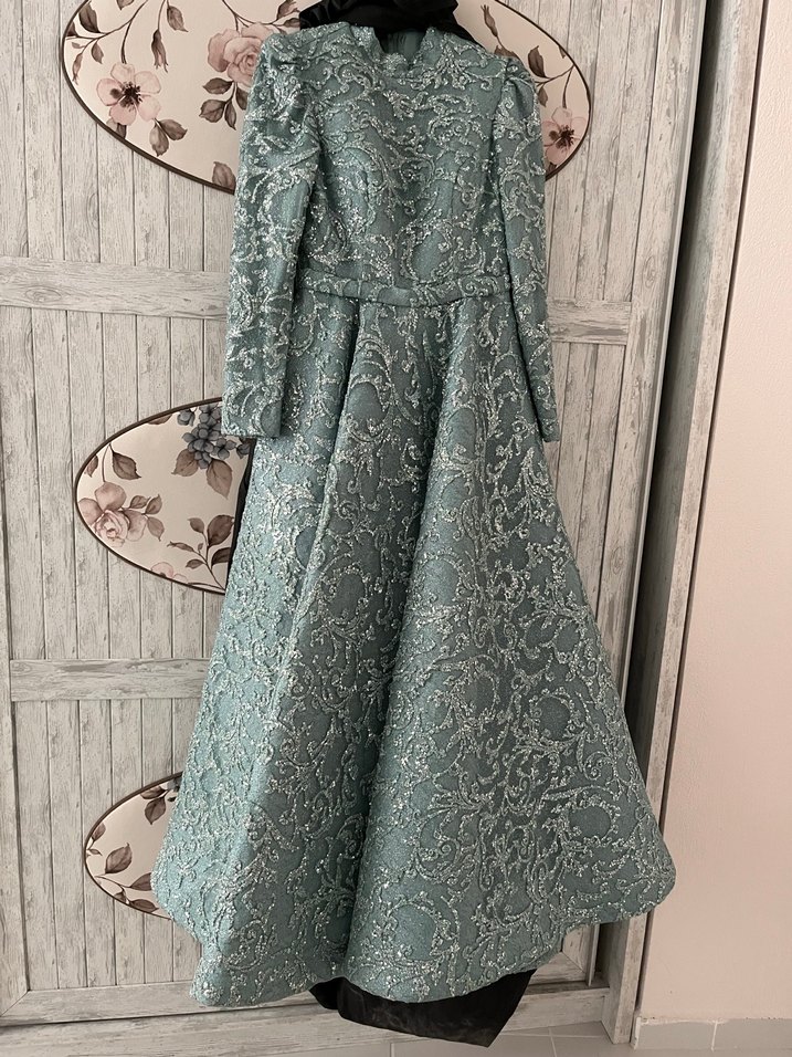 Uzun Kollu su yeşili Nakışlı Kadın Abiye - Görsel 2