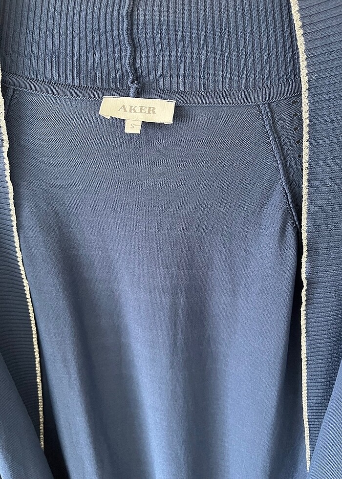 Aker hırka 
# fiyatı düştü - Görsel 4