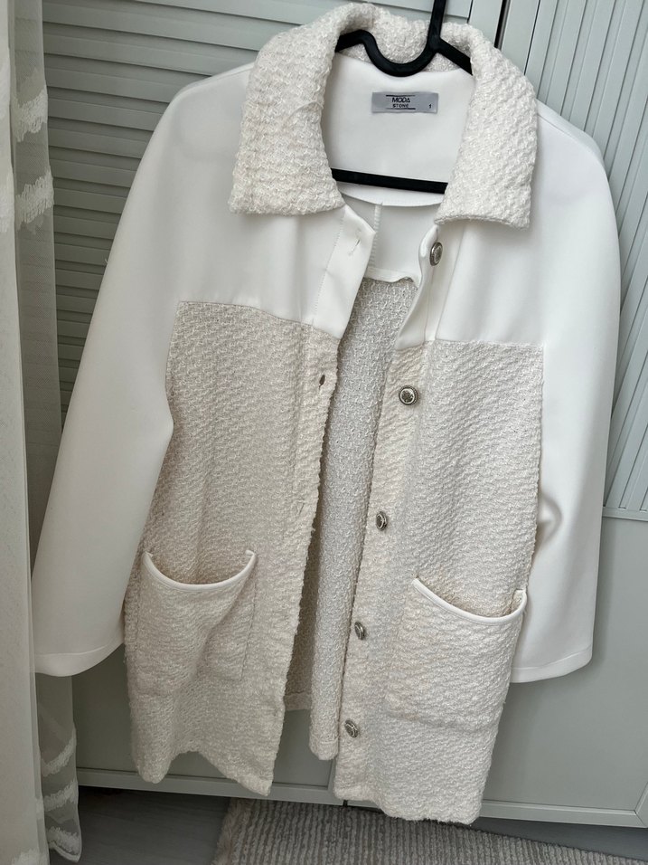 Düğmeli Beyaz midi tüvit ceket - Görsel 2