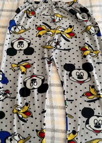 m Beden Gri Baskılı pijama takımı