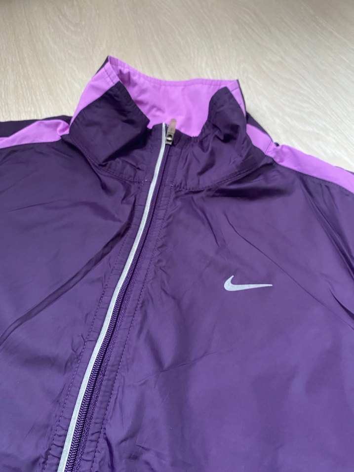 Mor Nike kadın İnce Yağmurluk - Görsel 3