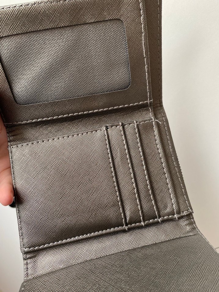 Gri Deri Kadın Cüzdanı Polo Marka - Görsel 2