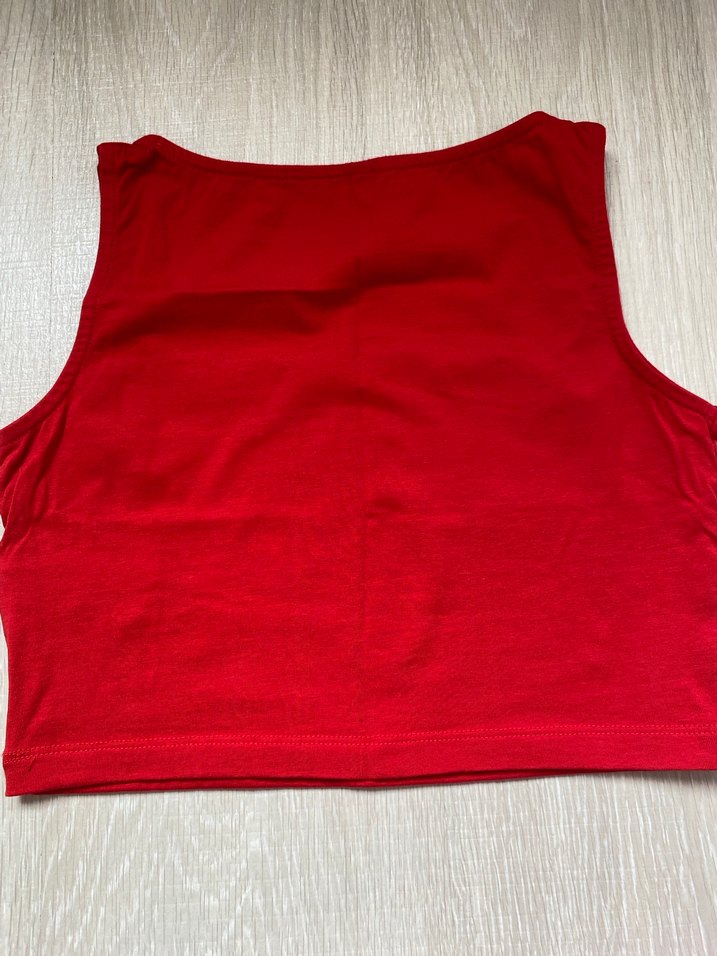 Kırmızı Kare Yaka Crop Kadın Atlet - Görsel 3