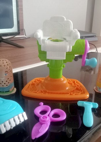 Play-Doh Pastel Renkli Saç Tasarım Seti - Görsel 2