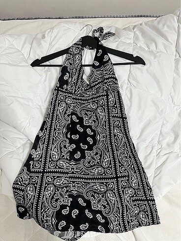 Bershka Saten Elbise