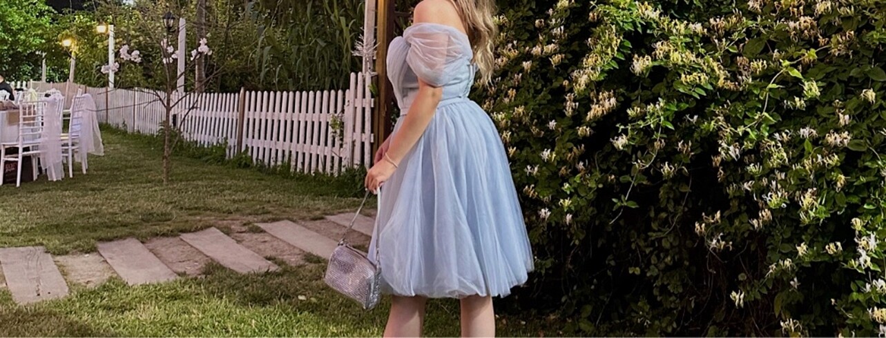 Mavi Elbise - Görsel 3