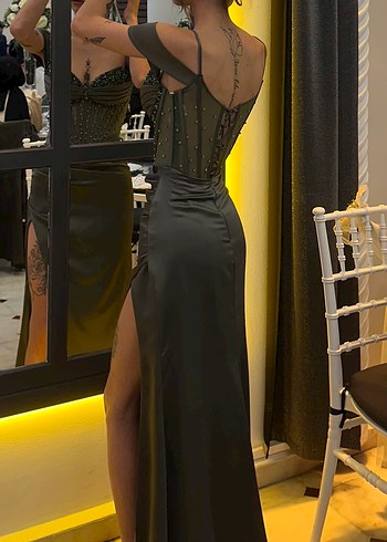 Uzun Haki Straplez İşlemeli Saten Abiye Elbise - Görsel 3