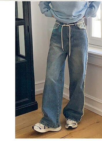 Kore Modeli JEAN 
