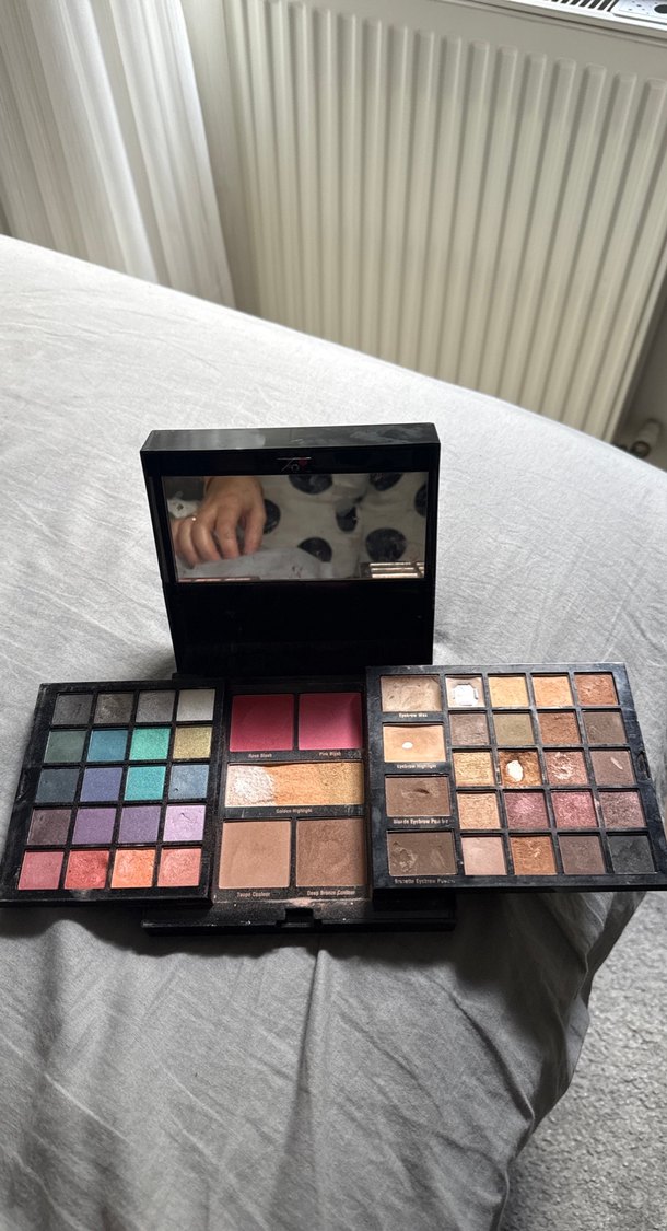 Çok Renkli Göz Farı Paleti - Görsel 2