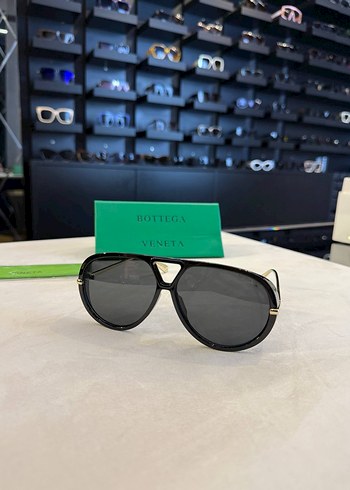 Bottega veneta şeffaf sarı gözlük - Görsel 3