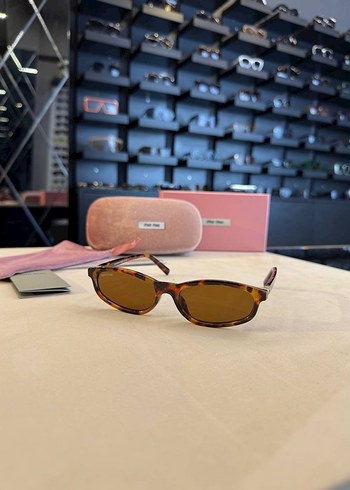 Miu miu şeffaf gözlük - Görsel 2