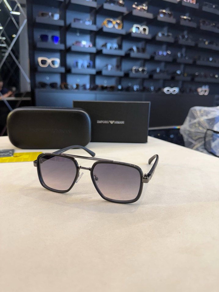 Emporio armani gözlük - Görsel 2