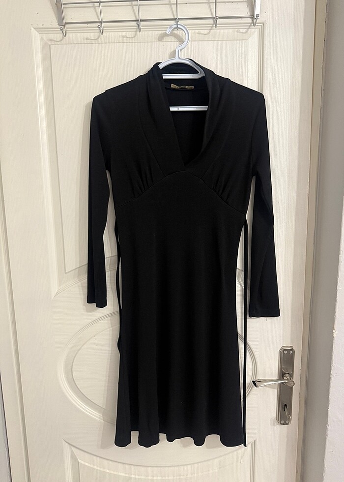 Siyah şık elbise - Görsel 2