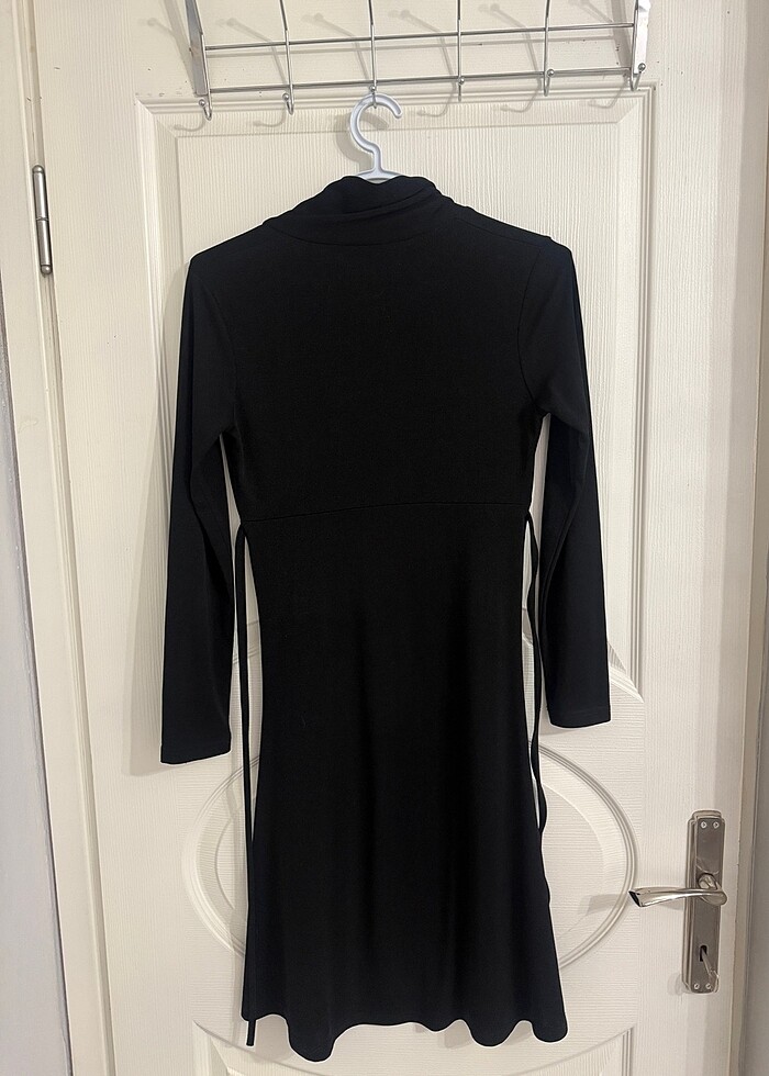 Siyah şık elbise - Görsel 4