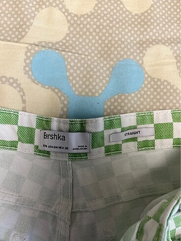 36 Beden çeşitli Renk BERSHKA PANTOLON